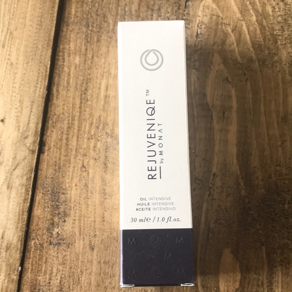 Monat Rejuvenique